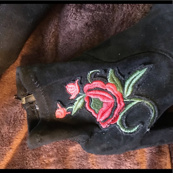 Black Booties with Rose Embroidery Appliqués - Picture 2 of 6